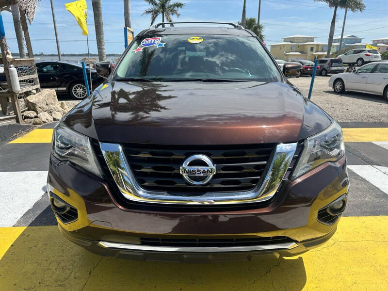 Used 2019 Nissan Pathfinder SL with VIN 5N1DR2MN6KC580957 for sale in Melbourne, FL