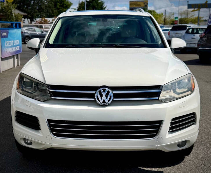 2011 Volkswagen Touareg TDI Lux