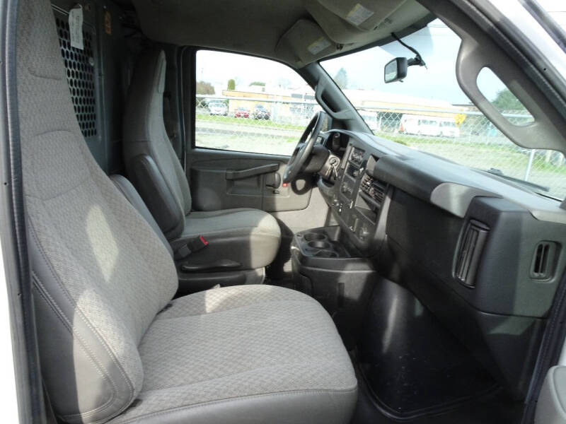 2017 Chevrolet Express 2500