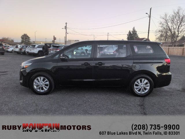 2018 Kia Sedona L