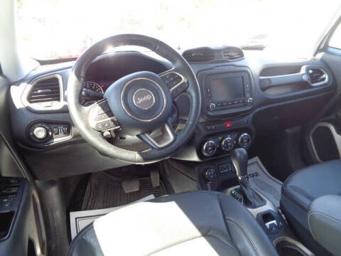 2017 Jeep Renegade Deserthawk