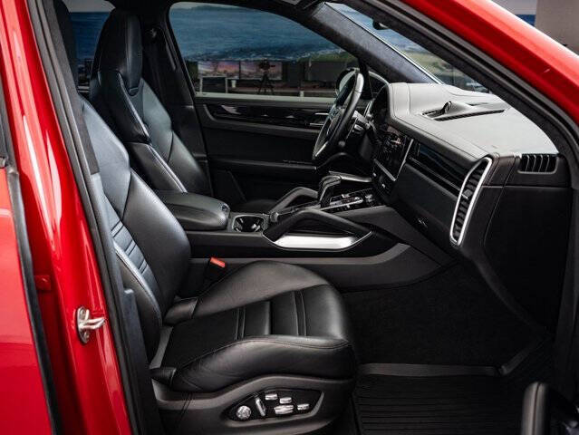 2021 Porsche Cayenne Turbo