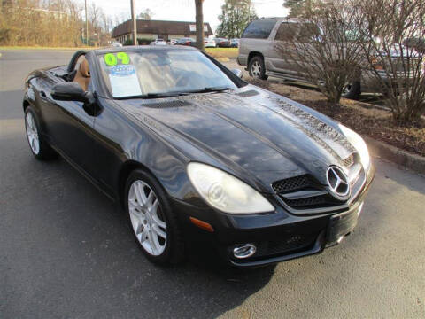 2009 Mercedes-Benz SLK for sale at Euro Asian Cars in Knoxville TN