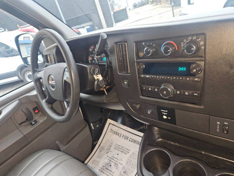 2015 GMC Savana 3500