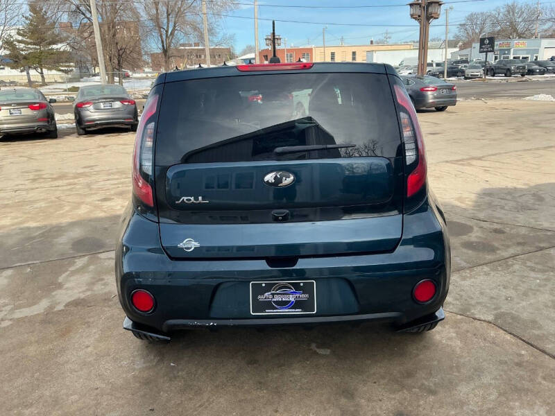 2018 Kia Soul +
