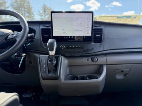 2025 Ford Transit