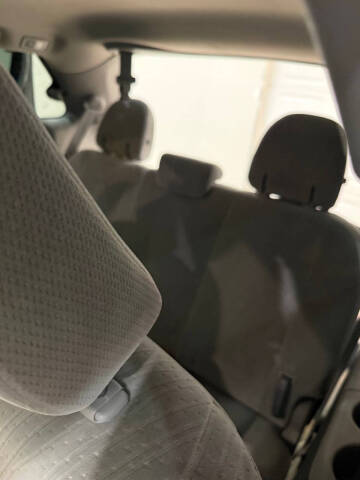 2017 Toyota Sienna LE 8-Passenger