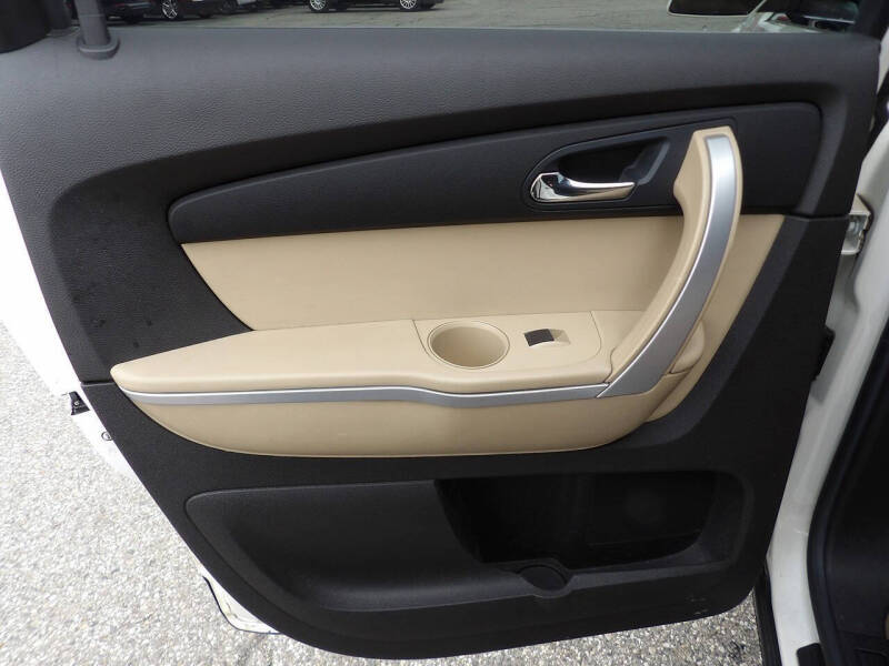 2011 GMC Acadia SLT-1