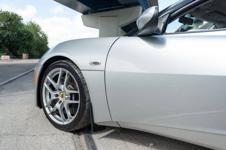 2011 Lotus Evora