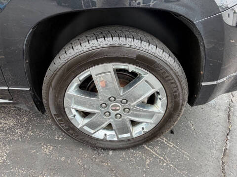 2013 GMC Acadia Denali