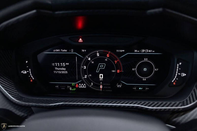 2025 Lamborghini Urus SE