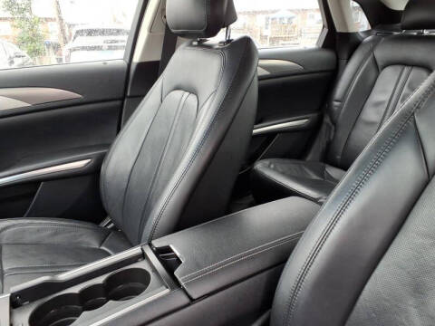 2016 Lincoln MKZ