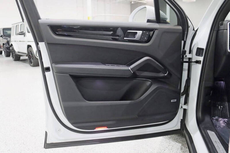 2022 Porsche Cayenne