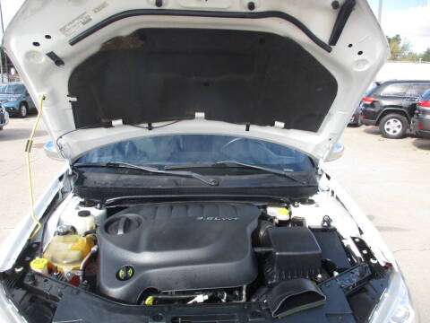 2014 Chrysler 200 Limited