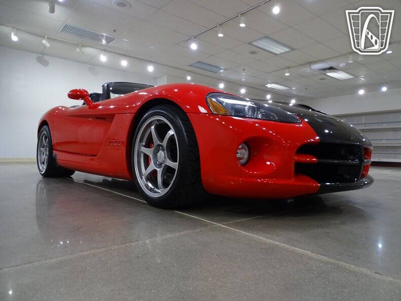 2003 Dodge Viper SRT-10