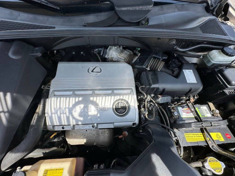2004 Lexus RX 330