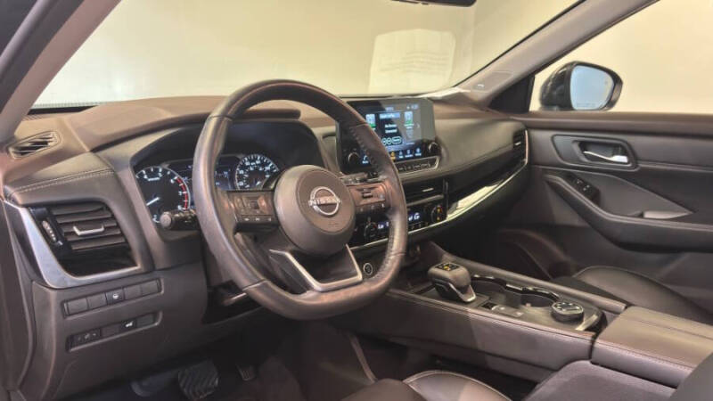 2022 Nissan Rogue SL