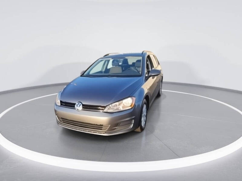 2017 Volkswagen Golf SportWagen