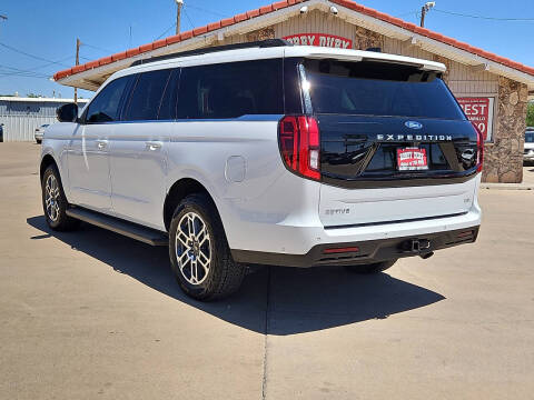 2025 Ford Expedition MAX Active