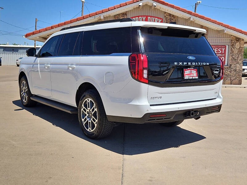 2025 Ford Expedition MAX Active
