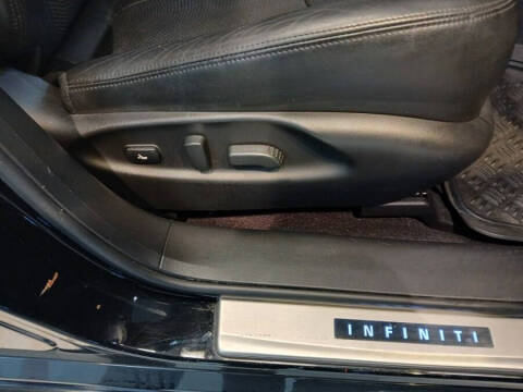 2014 Infiniti Q70 3.7