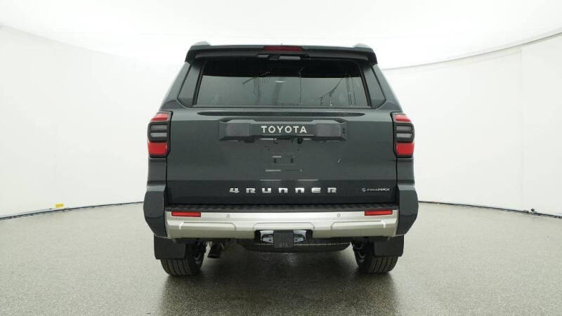 2025 Toyota 4Runner Limited HV