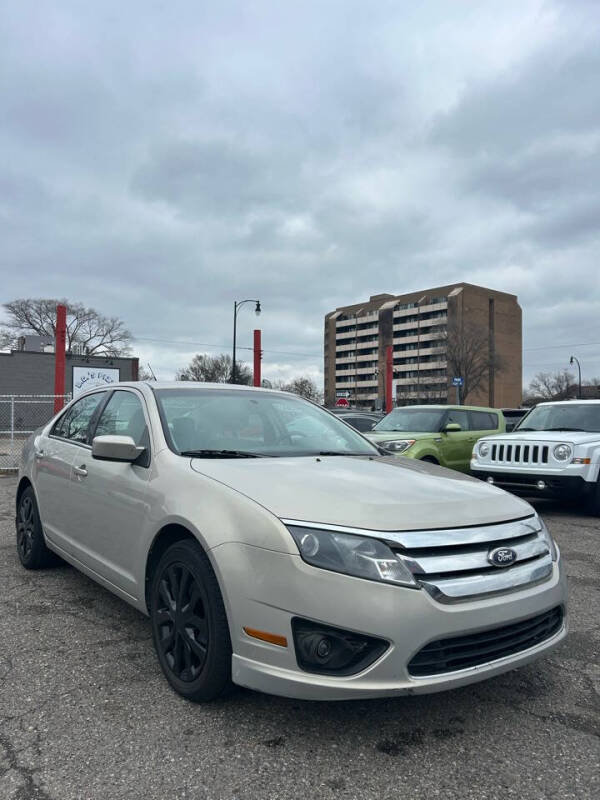 2010 Ford Fusion SE photo 2