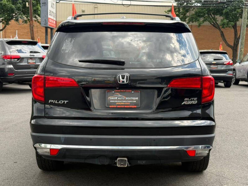 2017 Honda Pilot Elite