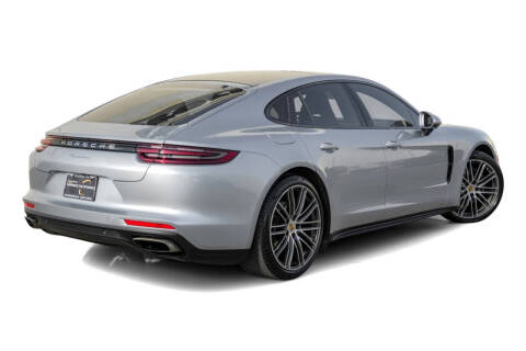 2018 Porsche Panamera