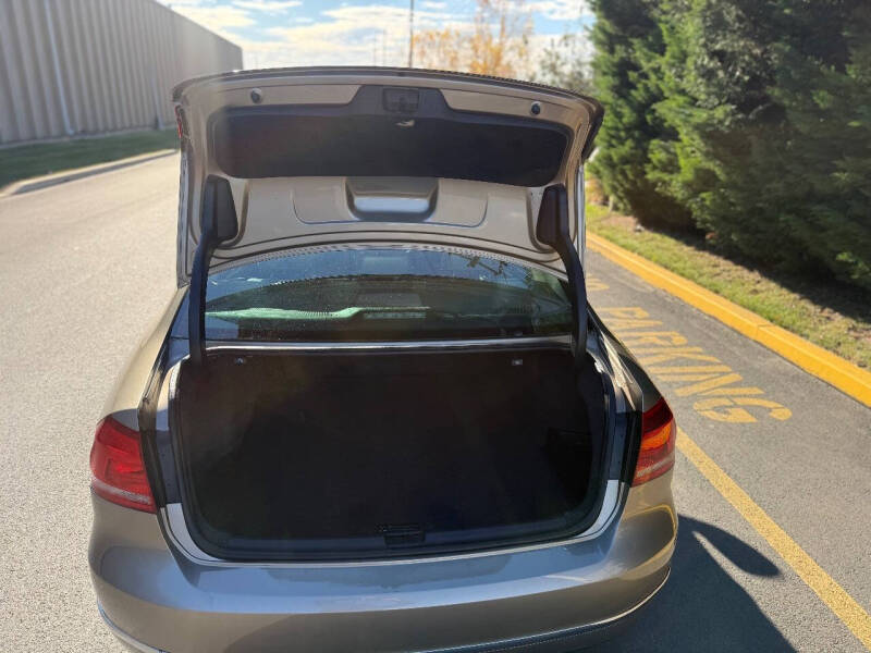 2015 Volkswagen Passat 2.0L TDI SEL Premium