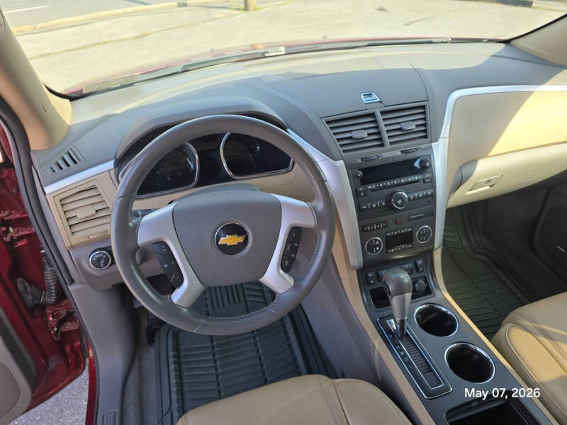 2011 Chevrolet Traverse LT