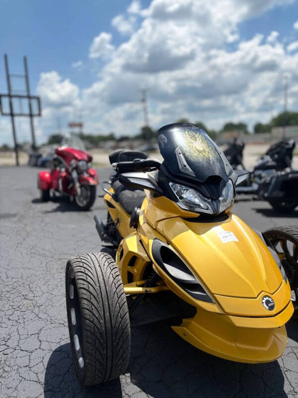2013 Can-Am Spyder ST-S SE5
