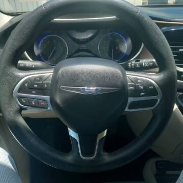 2017 Chrysler Pacifica LX