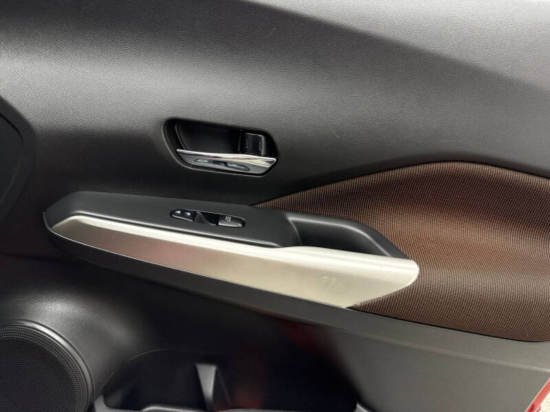 2018 Nissan Kicks SR