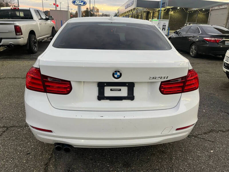 2013 BMW 3 Series 328i