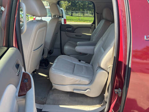 2011 Chevrolet Suburban LT