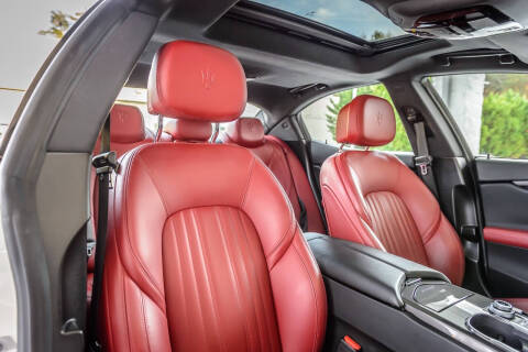 2018 Maserati Ghibli