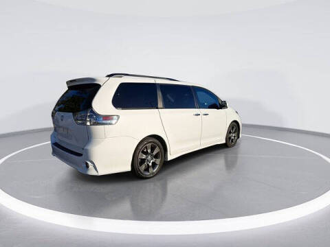 2016 Toyota Sienna