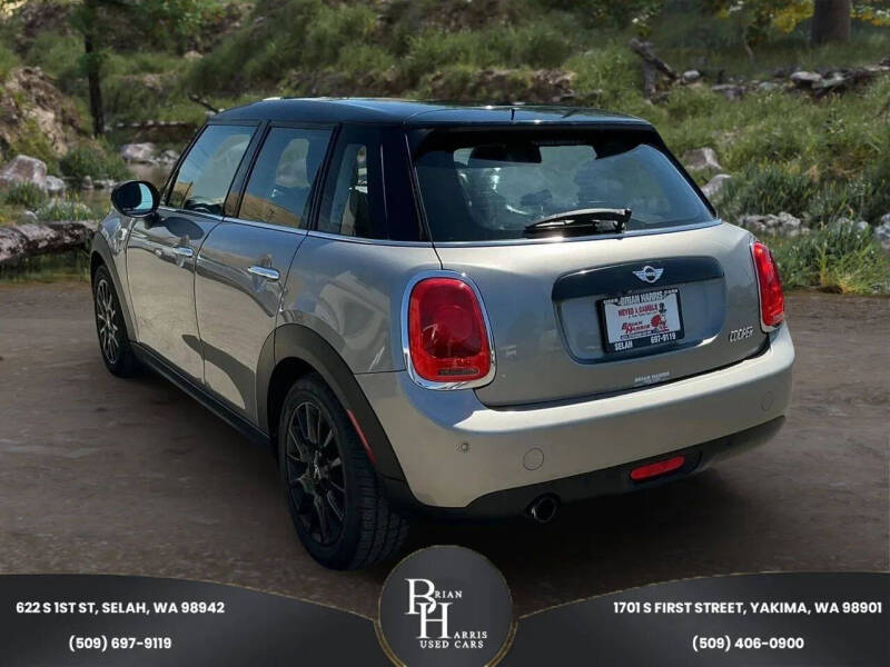 2017 MINI Hardtop 4 Door Cooper