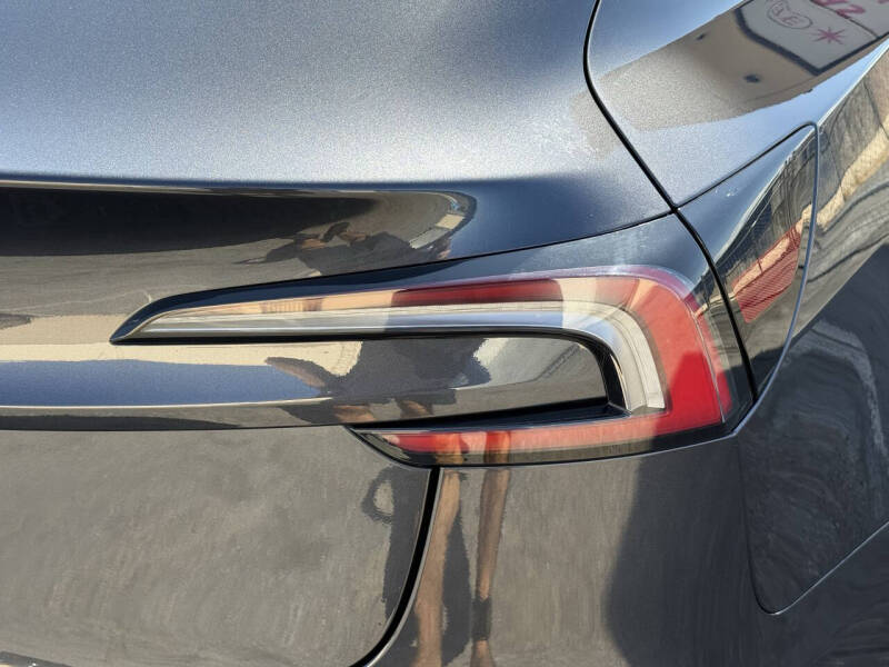 2026 Tesla Model 3 Premium