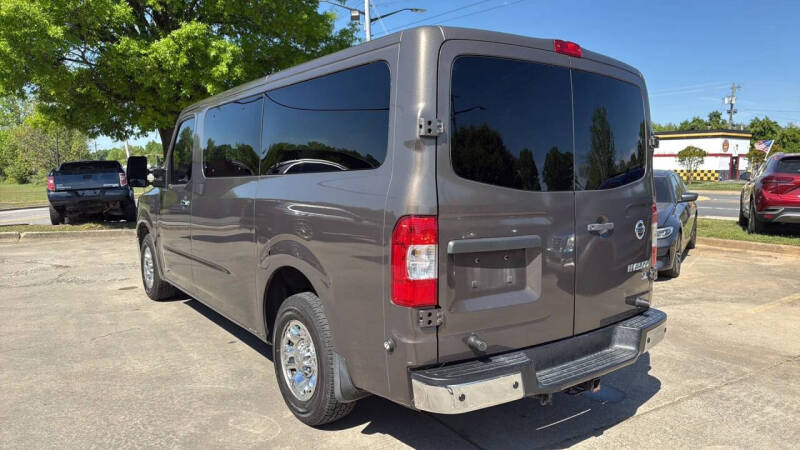 2017 Nissan NV