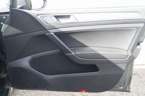 2019 Volkswagen e-Golf SEL Premium