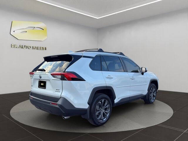 2024 Toyota RAV4 Hybrid XLE Premium