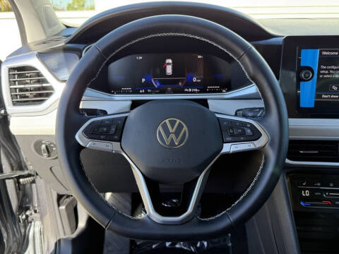 2026 Volkswagen Taos SE