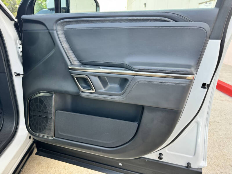 2022 Rivian R1S Launch Edition