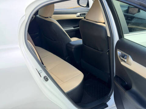 2014 Lexus CT 200h