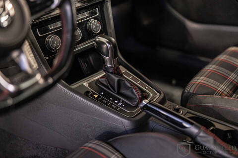 2019 Volkswagen Golf GTI S