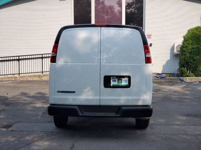 2023 Chevrolet Express 2500