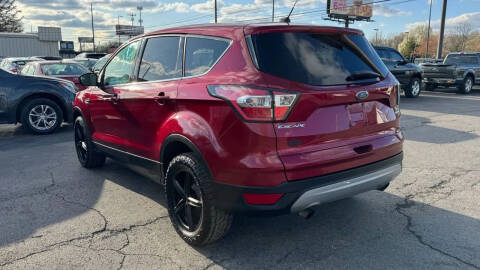 2017 Ford Escape SE