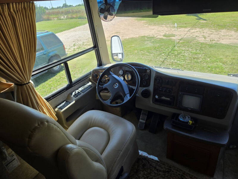 2007 Coachmen RV Pathfinder 384TS